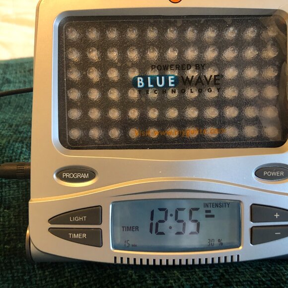 GoLite Mood Relief Light Therapy Light by Apollo Health - Picture 3 of 10